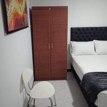 Hotel Girasol 70 Medellín Extérieur photo